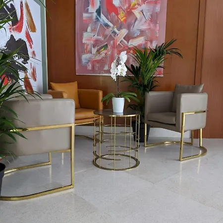 Hotel Goldstar & Nice